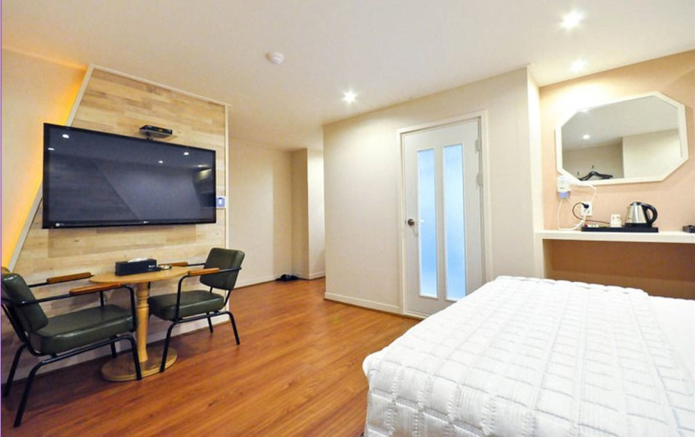 Songjeong Im Hotel Пусан Екстер'єр фото